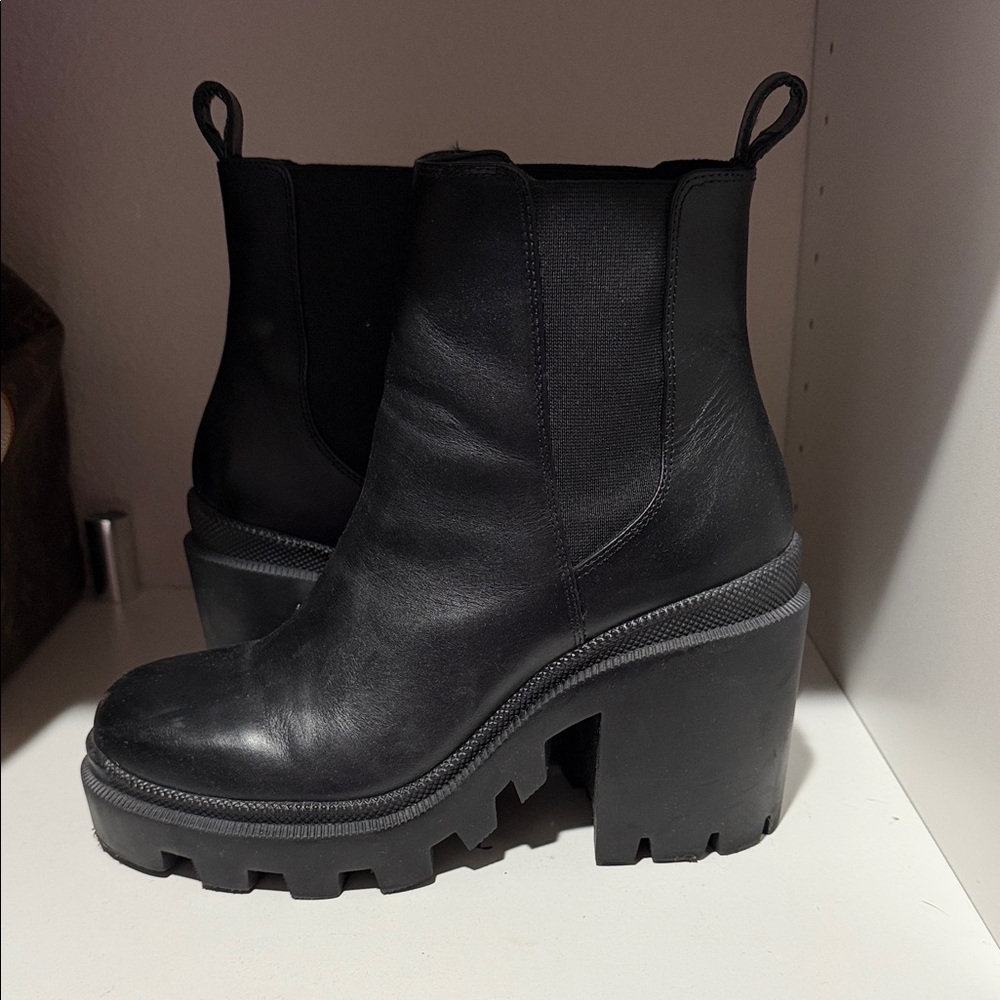 Steve Madden Black Heeled Boots